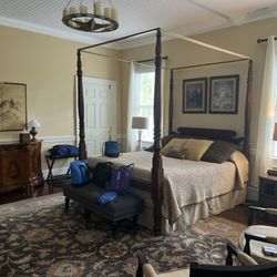 Elizabethtown Inn - Thornton Room