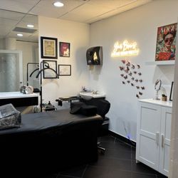 KarMa Salon