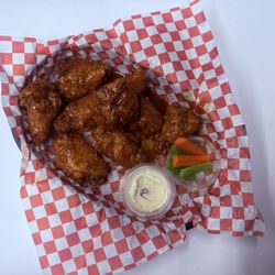 Glacier View Golf Club - Honey Garlic Wings!