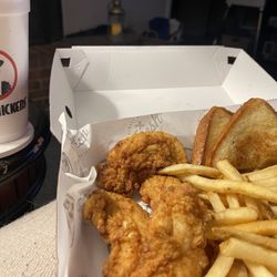 Slim Chickens - Chicken tenders and fries