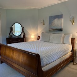 Gateways Inn - Gorgeous pampering guest room