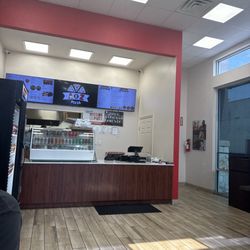 A2Z Pizza - The front of the inside store