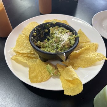 El Sazon Latino - Guacamole with Chips - Mexican Near Me - Kissimmee, Florida