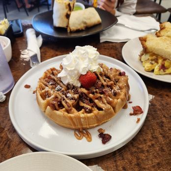Oli's Kitchen - Bacon waffle with peanut butter maple glaze - Breakfast & Brunch Near Me - Honolulu, Hawaii