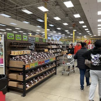 Darlington Holiday Warehouse - Sausage and cheese - Department Stores Near Me - Fort Wayne, Indiana Darlington Holiday Warehouse - Sausage and cheese - Department Stores Near Me - Fort Wayne, Indiana