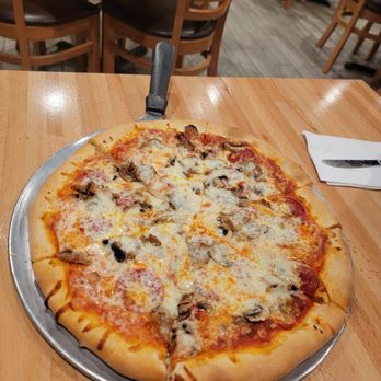 Frankie's Pizza and Pasta - Medium sausage, pep and mushroom - Italian Near Me - Georgetown, Texas Frankie's Pizza and Pasta - Medium sausage, pep and mushroom - Italian Near Me - Georgetown, Texas