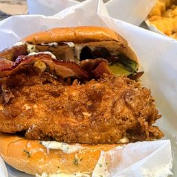Chicken bacon avacado Chicken bacon avacado