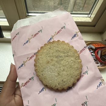 Confectionery - Earl Grey Shortbread - Chocolatiers & Shops Near Me - New York, New York