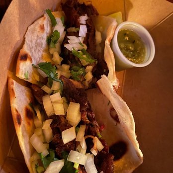 Las Perlas - Brisket Taco - Cocktail Bars Near Me - Austin, Texas