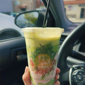 Phin Smith - strawberry matcha - Coffee & Tea Near Me - Garden Grove, California