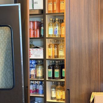 Starbucks - Coffee & Tea Near Me - El Segundo, California