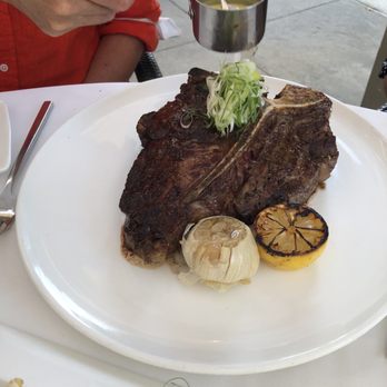 Alexander's Steakhouse - Pasadena - We had to send the OMAHA PRIME PORTERHOUSE 40 OZ back to get it to be cooked right. The first one came out overdone. - Steakhouses Near Me - Pasadena, California