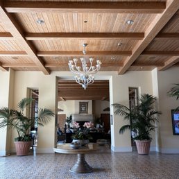 Lobby Lobby