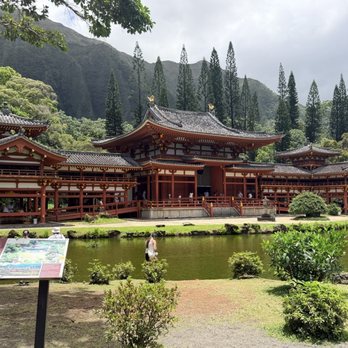 Byodo-In Temple - Buddhist Temples Near Me - Kaneohe, Hawaii Byodo-In Temple - Buddhist Temples Near Me - Kaneohe, Hawaii