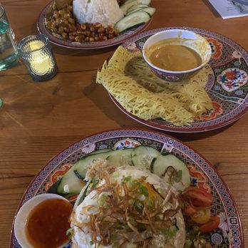 Kedai Makan - Malaysian Near Me - Seattle, Washington Kedai Makan - Malaysian Near Me - Seattle, Washington