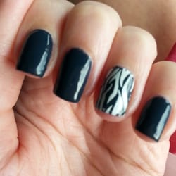 Garage Salon - My nails turned out great