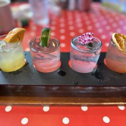 The Friendly Toast - Mimosa flight