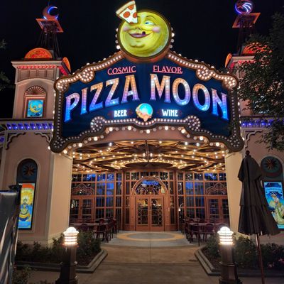 Pizza Moon by null