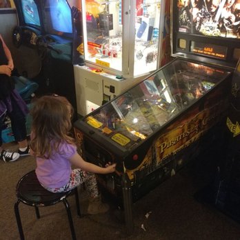 Round Table Pizza - Dinner for me and the mini #3 - Pizza Near Me - Encinitas, California