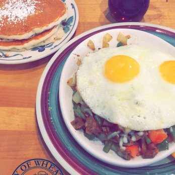Egg'lectic Cafe - Tuscany Skillet with Pancakes $9.75 - Breakfast & Brunch Near Me - Wheaton, Illinois