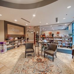 Radiance Salon & Medi-Spa, II Lansdowne