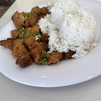 Pancakes & Waffles - Korean chicken - Breakfast & Brunch Near Me - Honolulu, Hawaii