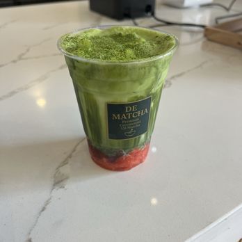 De Matcha - Strawberry matcha - Specialty Food Near Me - Torrance, California