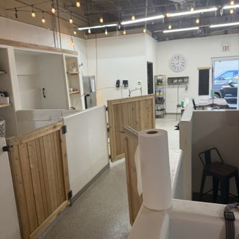 Barkys Bathtime - Clean, tidy, everything is provided except the pups - Pet Groomers Near Me - Rancho Cucamonga, California