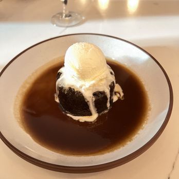 Ramsay's Kitchen - Sticky Toffee Pudding - American Near Me - Boston, Massachusetts Ramsay's Kitchen - Sticky Toffee Pudding - American Near Me - Boston, Massachusetts