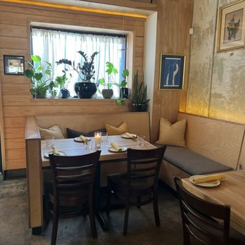 Nancy's Hustle - Indoor sitting - New American Near Me - Houston, Texas