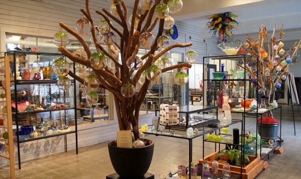 Akron Glass Works by null