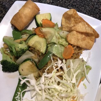 Thai E-San - Veggie Chow-mein - Thai Near Me - Phoenix, Arizona
