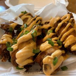 Local Bite Scratch Kitchen - Wings with Garlic Sriracha