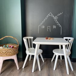 Board & Bites - A space for our little grazers.