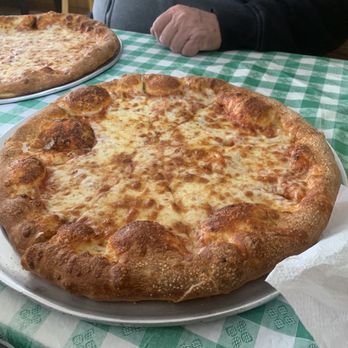 Anna's Pizzeria - Cheese pizzas - Salad Near Me - Easton, Massachusetts Anna's Pizzeria - Cheese pizzas - Salad Near Me - Easton, Massachusetts