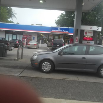 Cumberland Farms - a car at a gas station - Convenience Stores Near Me - FLORENCE, Massachusetts Cumberland Farms - a car at a gas station - Convenience Stores Near Me - FLORENCE, Massachusetts