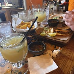 Lime margaritas Birra tacos