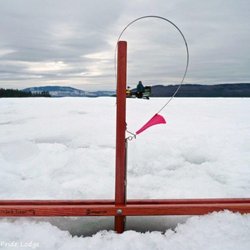 Northern Pride Lodge & Campground - Ice fishing