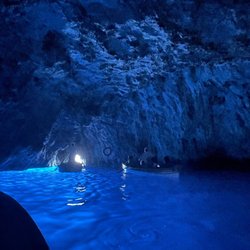 Grotta Azzurra - Blue Grotto
