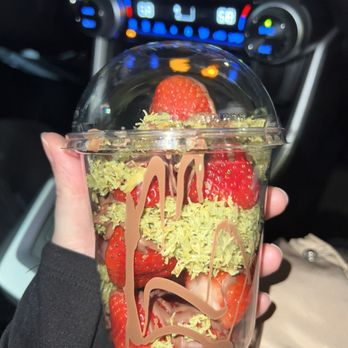 Lune Cafe - Dubai chocolate with strawberries - Juice Bars & Smoothies Near Me - Auburn, Washington Lune Cafe - Dubai chocolate with strawberries - Juice Bars & Smoothies Near Me - Auburn, Washington