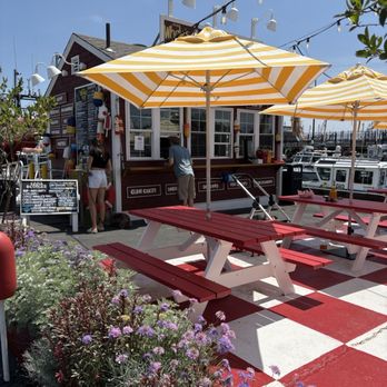 Whale’s Tail Clam Bar - Cute, cosy spot - Seafood Near Me - New Bedford, Massachusetts Whale’s Tail Clam Bar - Cute, cosy spot - Seafood Near Me - New Bedford, Massachusetts