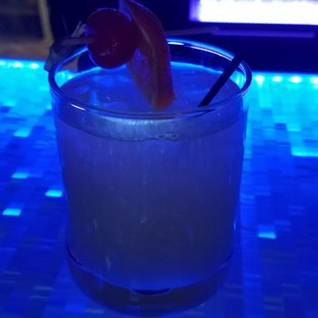 W XYZ Bar - a drink with a garnish garnish - Venues & Event Spaces Near Me - Louisville, Kentucky W XYZ Bar - a drink with a garnish garnish - Venues & Event Spaces Near Me - Louisville, Kentucky