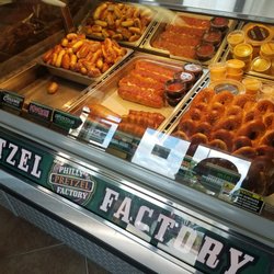 Product selection: Philly Cheese steak stuffed pretzel, Hotdog Pretzel, Pizza Pretzel, Standard Pretzel.