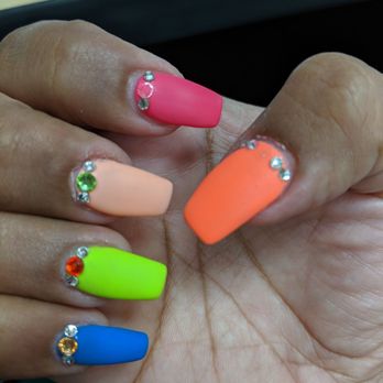 Nail Pro - 5 days after I got my nails done already lost some stones - Nail Salons Near Me - Monterey Park, California Nail Pro - 5 days after I got my nails done already lost some stones - Nail Salons Near Me - Monterey Park, California