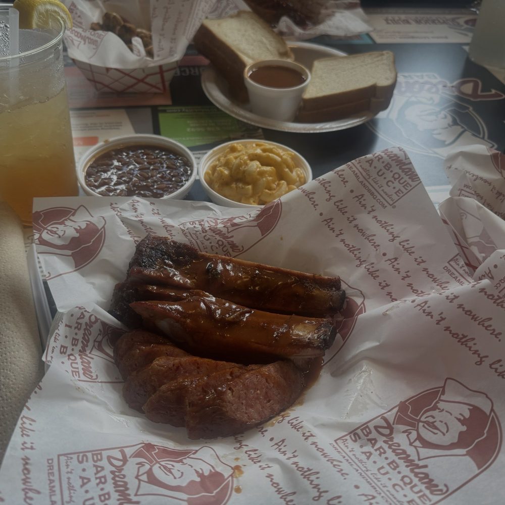 Dreamland BBQ - The worst ribs I've ever tasted - Barbeque Near Me - Birmingham, Alabama Dreamland BBQ - The worst ribs I've ever tasted - Barbeque Near Me - Birmingham, Alabama