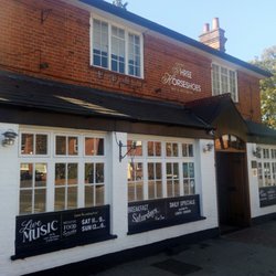 The Three Horseshoes