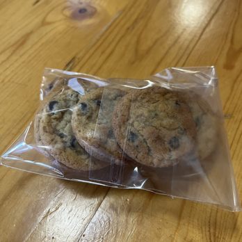 The Flinderstreet Cafe - homemade mini chocolate chip cookes - Coffee & Tea Near Me - Chino, California