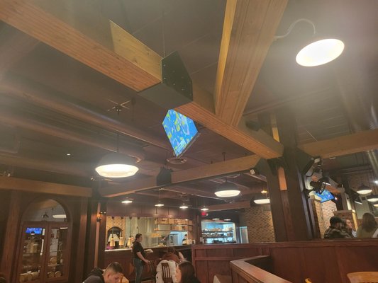 HUB TAVERN + GRILL - Updated April 2024 - 45 Photos & 27 Reviews - 359