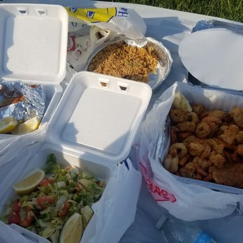 Central Fish Market - Fried seafood, broiled salmon, salad, and rice - Seafood Markets Near Me - Jersey City, New Jersey Central Fish Market - Fried seafood, broiled salmon, salad, and rice - Seafood Markets Near Me - Jersey City, New Jersey