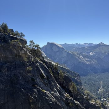 Yosemite Alpine Quest - Yosemite point and top of Yosemite falls hiking trip - Walking Tours Near Me Yosemite Alpine Quest - Yosemite point and top of Yosemite falls hiking trip - Walking Tours Near Me